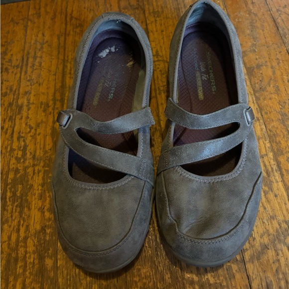 Skechers Wide Fit Women's Memory Foam Slip-On Mary Jane Style Grey - Picture 2 of 8